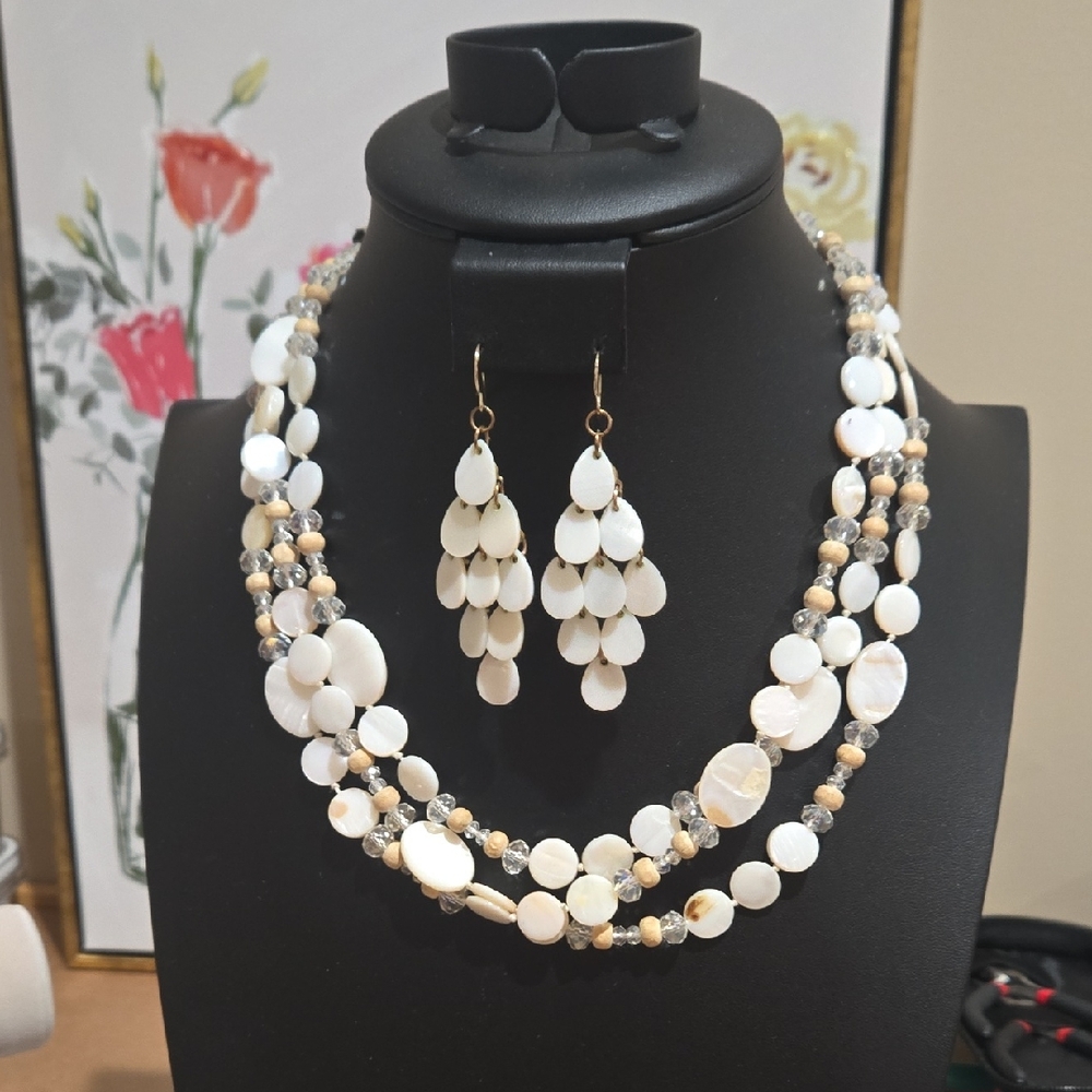 Chic Multi-Strand White Shell Necklace and Earring Set